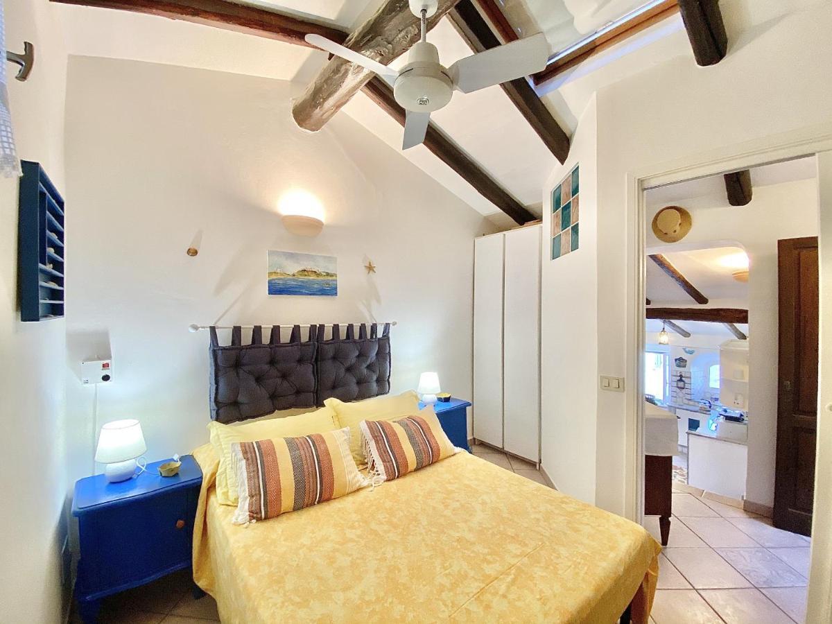 Holidaycasa Gio - In Centro Vista Mare 스펠론가 외부 사진
