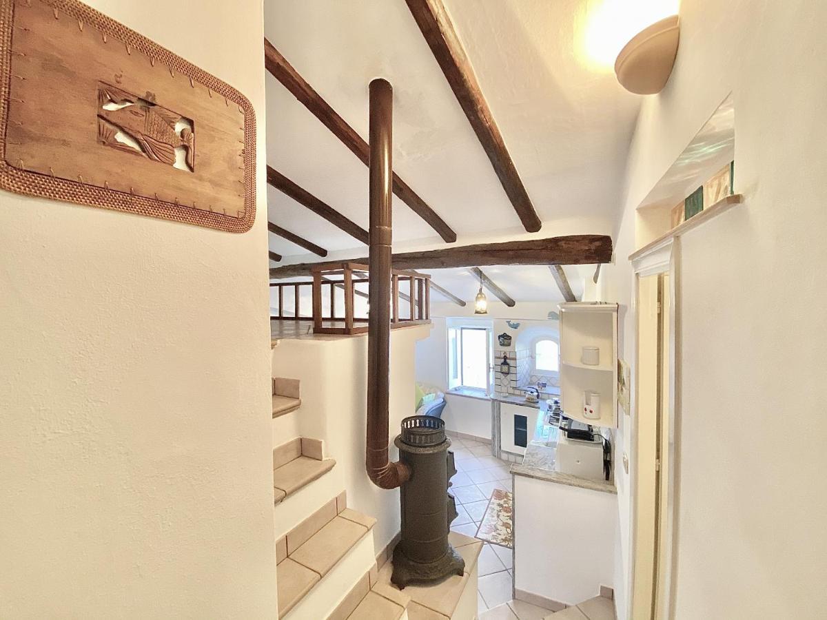 Holidaycasa Gio - In Centro Vista Mare 스펠론가 외부 사진