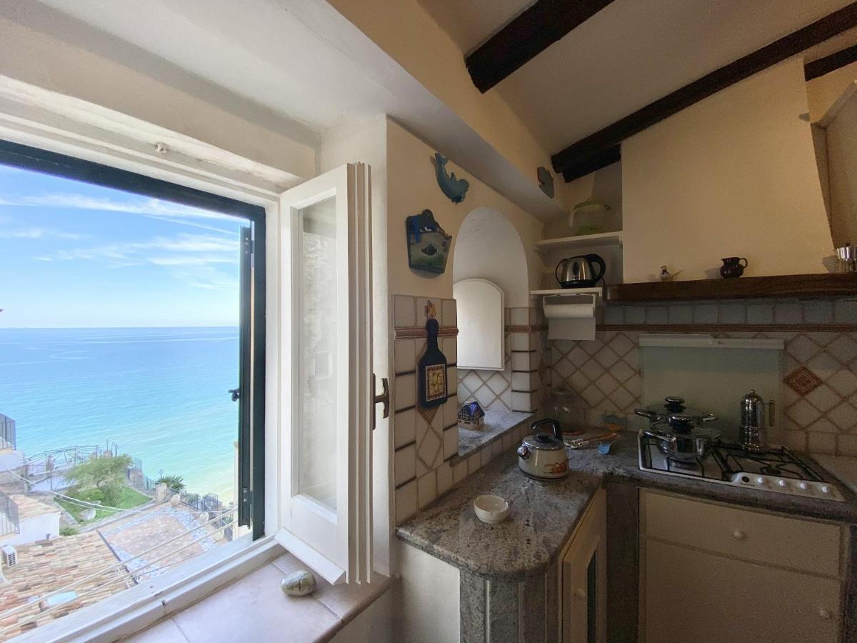 Holidaycasa Gio - In Centro Vista Mare 스펠론가 외부 사진