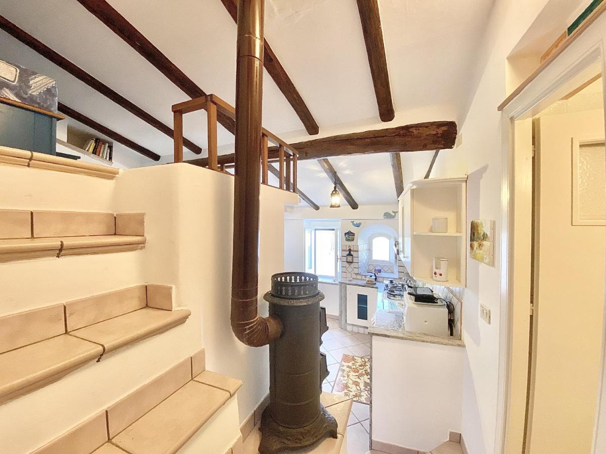 Holidaycasa Gio - In Centro Vista Mare 스펠론가 외부 사진