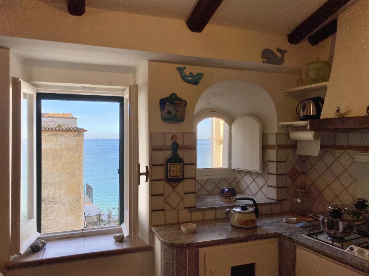 Holidaycasa Gio - In Centro Vista Mare 스펠론가 외부 사진