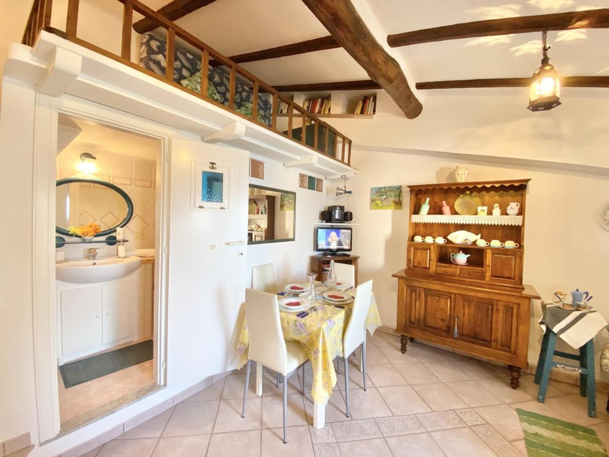Holidaycasa Gio - In Centro Vista Mare 스펠론가 외부 사진