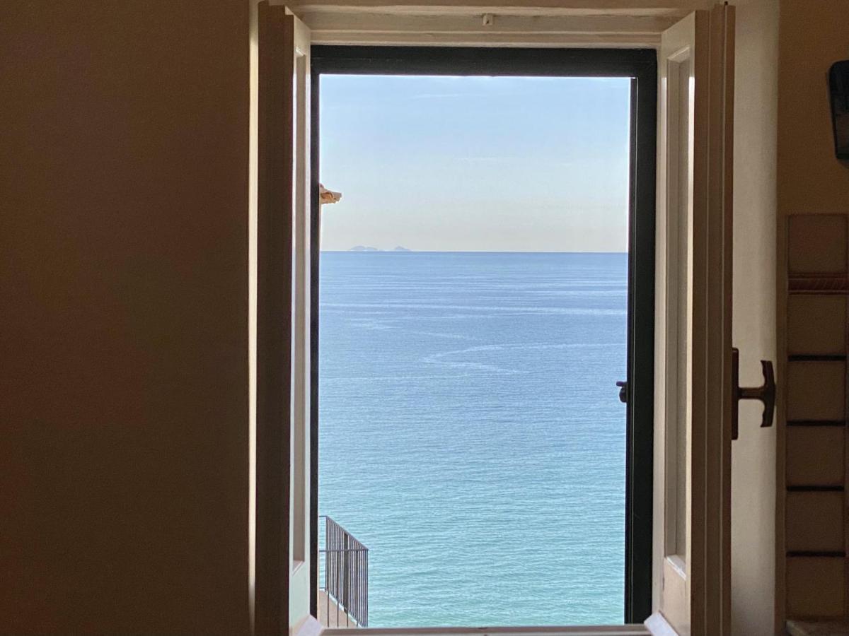 Holidaycasa Gio - In Centro Vista Mare 스펠론가 외부 사진